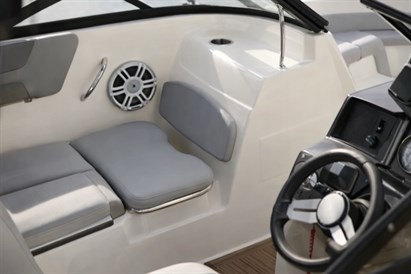 Pasiplaukiojimas + nakvynė kateryje