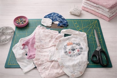 Prisiminimų žaislas iš kūdikio drabužėlių