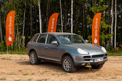 Patirk visą PORSCHE galią bekelės trasoje