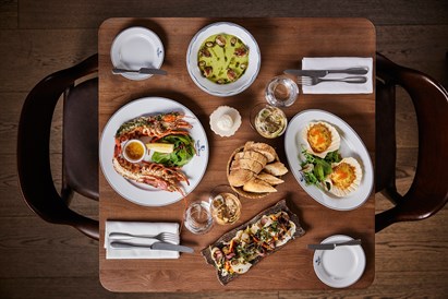 Degustacinė 4 patiekalų vakarienė su gėrimais