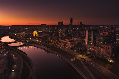 Atraskite naktinį Vilnių plaukdami baidarėmis