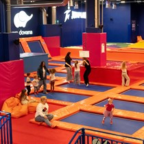 Visos dienos apsilankymas JUMPLAND pramogų parke