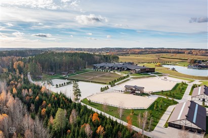 Nakvynė d.d. „Royal Horse Resort“ namelyje grupei