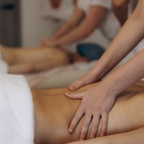 Kūno šveitimas „Nauja oda“ + kūno masažas