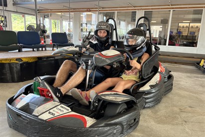 Važiavimas dviviečiu kartingu po stogu