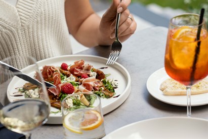 Nakvynė viešbutyje LAJOS + vakarienė dviem