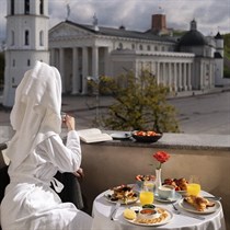 Ikoniška viešnagė „Grand Hotel Vilnius“ dviem