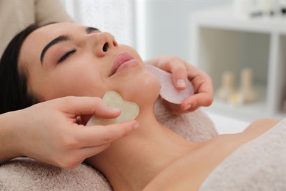 „Royal SPA Birštonas“: veido masažas su GUA SHA