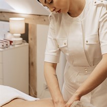 Antistresinis viso kūno masažas Klaipėdoje