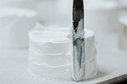 Šventinė arbatėlė su „Pavlova“ desertu