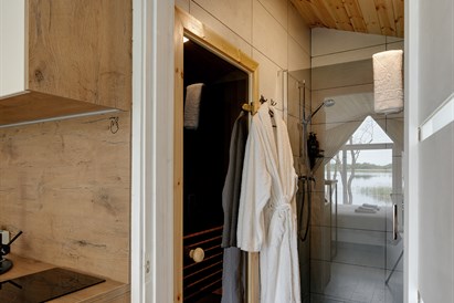 2 nakvynės „Comfort Villas“ namelyje su sauna