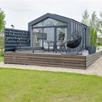 2 nakvynės „Comfort Villas“ namelyje su terasa