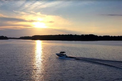 Pasiplaukiojimas kateriu „Molėtai Resort“