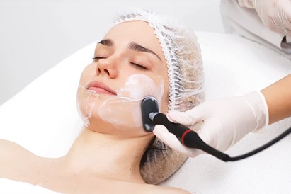 Veido odos stangrinimas ir pakėlimas