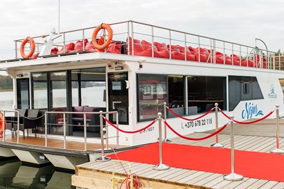 Mafijos žaidimas plaukiant laivu