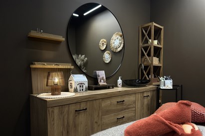 Nugaros masažas + procedūra su dumblių kauke