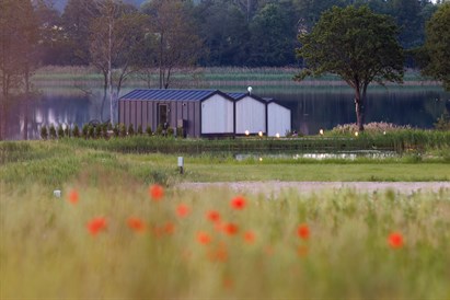 2 nakvynės namelyje su sūkurine vonia + sauna 