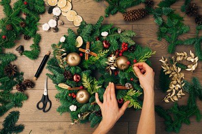 Kalėdinio vainiko dirbtuvės „Artotekoje“