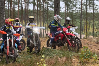Enduro turas miškais