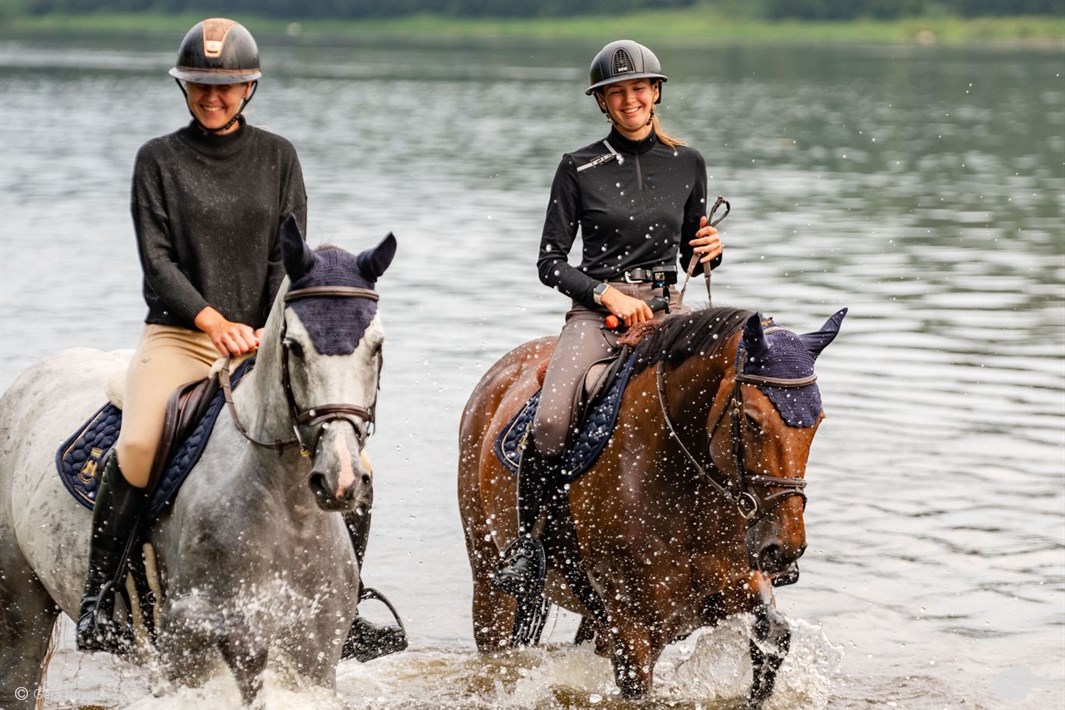 Jodinėjimas „Royal Horse Resort“ apylinkėse