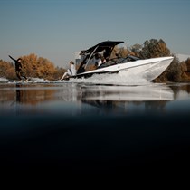 Vandens pramogos „Molėtai Resort“