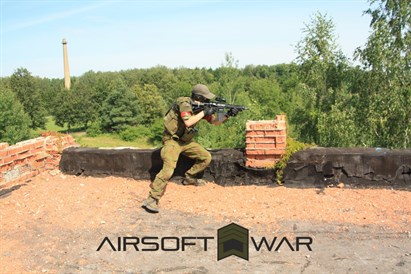 Šventė su šratasvydžio žaidimu „Airsoft War“
