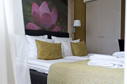 Nakvynė SPA VILNIUS + 3 patiekalų vakarienė