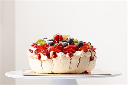 Šventinė arbatėlė su desertu „Pavlova“