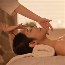 Jauninamoji veido procedūra su E-LIGHT lazeriu