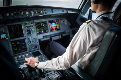 Pilotuok realaus skrydžio AIRBUS A320 simuliatorių