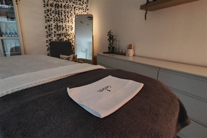 Paraudimą mažinanti veido procedūra CALMSENSE