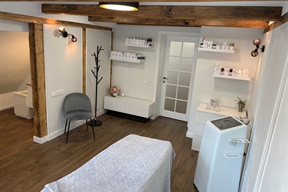 Veido odą atgaivinanti karboksiterapija