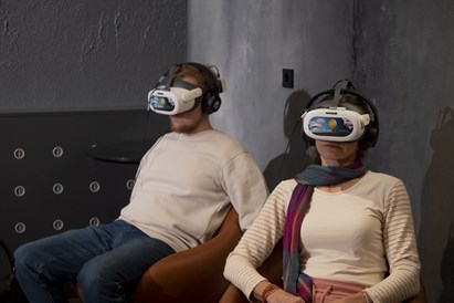Pasimatymas VR erdvėje HEXA CINEMA dviem 