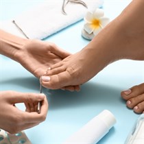 SPA pedikiūras + masažas + gelinis lakavimas