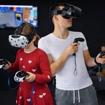 „VR City“ pramogos dviem