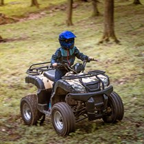 Pasivažinėjimas vaikišku keturračiu