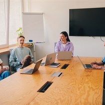 Darbostogos TECH SPA su 1 nakvyne grupei d. d.