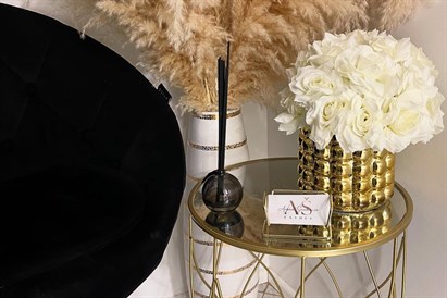 Prabangi plaukų procedūra Kaune