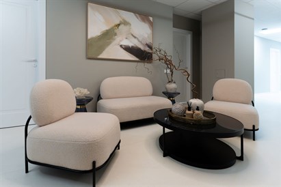 Veido procedūra su egzosomų koncentratu