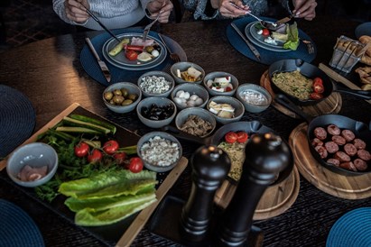 Pusryčiai restorane „Bleu de Frenkel“ dviem